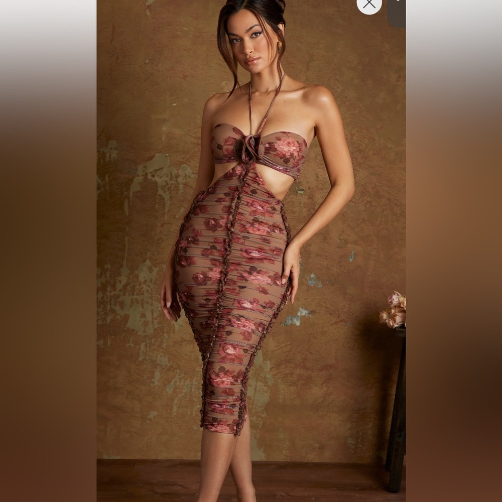 Oh Polly midi dress